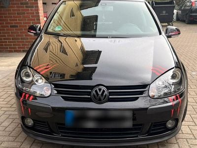 Usata VW Golf V 150 CV (110 kW) 2004 Nero Utilitaria