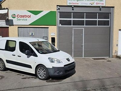 Gebraucht Peugeot Partner 75 PS (55 kW) 2009 Weiß Van / Kleinbus