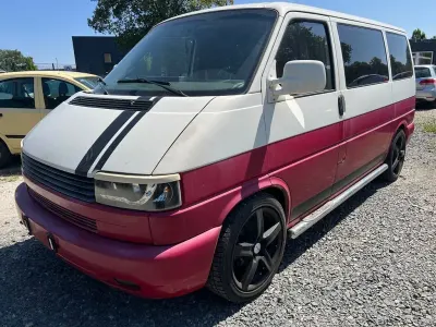 Gebraucht VW Caravelle 88 PS (64 kW) 1999 Rot Van