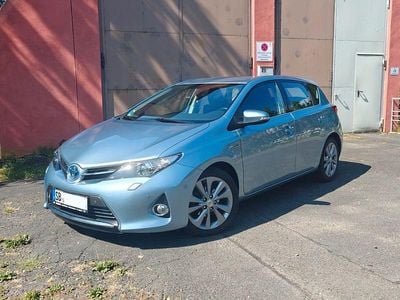 Toyota Auris Hybrid