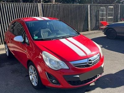 Gebraucht Opel Corsa Edition 87 PS (63 kW) 2011 Rot Kleinwagen