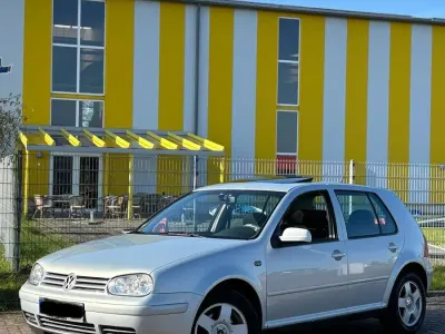 Brugt VW Golf III Highline 125 HK (91 kW) 1998 Sølv Sedan