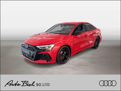 Neu Audi RS3 Sport 400 PS (294 kW) 2026 Progressivrot metallic Limousine