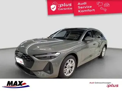 Gebraucht Audi A5 Comfort 150 PS (110 kW) 2025 Chronosgrau metallic (metallic) Kombi
