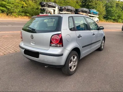 Gebraucht VW Polo 69 PS (50 kW) 2008 Silber Kleinwagen