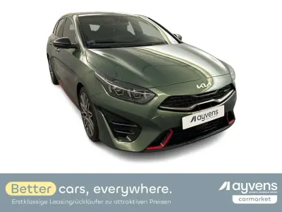 Gebraucht Kia ProCeed 204 PS (150 kW) 2022 (exg) experience green met. Kombi