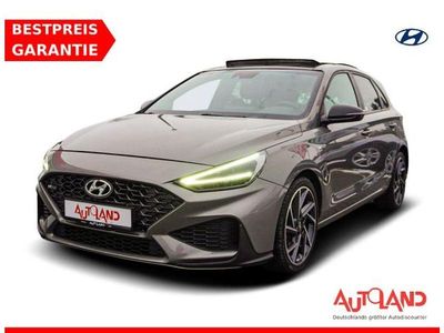 Gebraucht Hyundai i30 159 PS (116 kW) 2020 Olivine pearl (metallic) Limousine