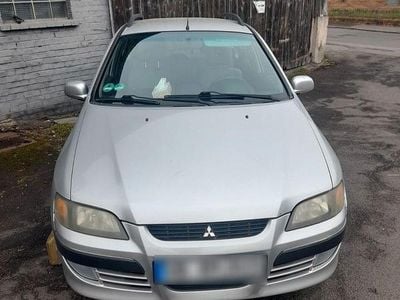 Gebraucht Mitsubishi Space Star Comfort Edition 111 PS (81 kW) 2003 Silber Van / Kleinbus