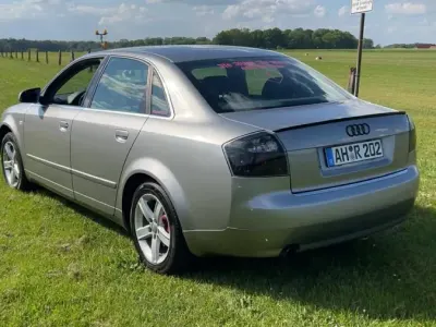 Gebraucht Audi A4 Sport 131 PS (96 kW) 2003 Grau Limousine