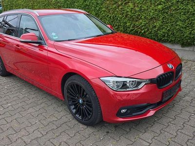 Gebraucht BMW 330 Luxury Line 258 PS (189 kW) 2018 Rot Kombi