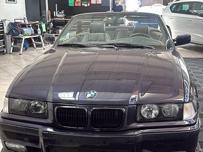 Gebraucht BMW 318 Cabriolet M Sport 118 PS (86 kW) 1997 Violet Cabrio