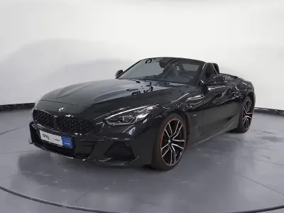 Gebraucht BMW Z4 M Sport 197 PS (144 kW) 2023 Saphirschwarz metallic Cabrio