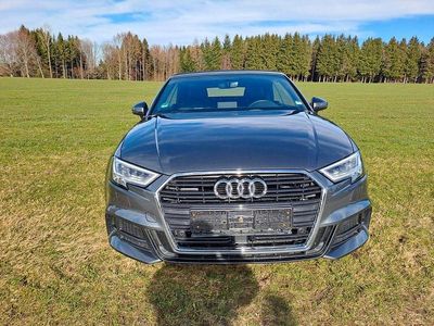 Gebraucht Audi A3 Cabriolet Sport 190 PS (139 kW) 2019 Grau Cabrio