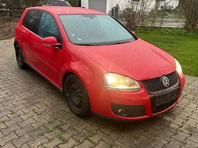 Second-hand VW Golf IV GTI 200 CP (147 kW) 2006 Roșu Berlinǎ