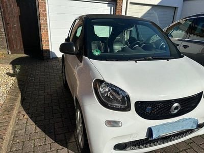 Gebraucht Smart ForTwo Electric Drive 62 kW (85 PS) 2019 Weiß Coupé