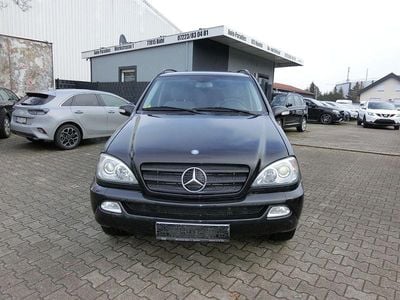Gebraucht Mercedes ML270 163 PS (119 kW) 2003 Schwarz SUV