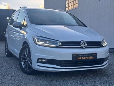 Gebraucht VW Touran Highline 190 PS (139 kW) 2019 Pure white Van / Kleinbus