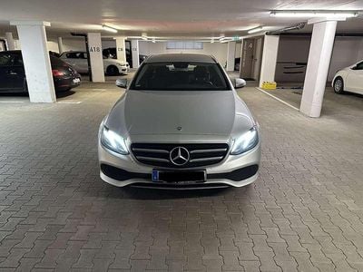 Gebraucht Mercedes E220 Avantgarde 194 PS (142 kW) 2020 Silber Kombi
