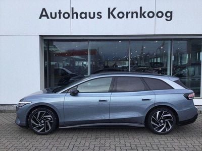 Gebraucht VW ID.7 Pro 210 kW (286 PS) 2024 Stonewashed blue metallic (metallic) Kombi