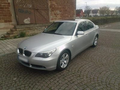 Gebraucht BMW 530 231 PS (169 kW) 2007 Silber Limousine