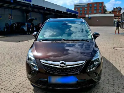 Gebraucht Opel Zafira Tourer 136 PS (100 kW) 2016 Braun Van / Kleinbus
