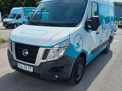 Nissan NV400