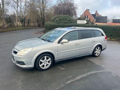 Gebraucht Opel Vectra Cosmo 140 PS (102 kW) 2009 Silber Limousine