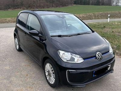 Gebraucht VW e-up! 61 kW (83 PS) 2021 Schwarz Kleinwagen