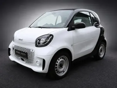 Gebraucht Smart ForTwo Electric Drive 60 kW (82 PS) 2021 Kristallweiß Coupé