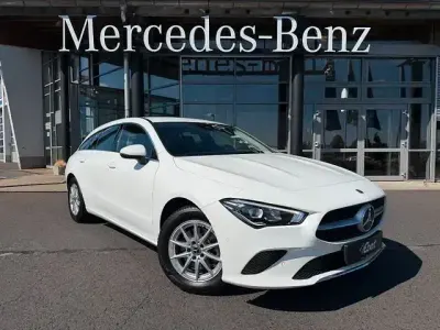 Gebraucht Mercedes CLA200 Shooting Brake 163 PS (119 kW) 2021 Weiß Kombi