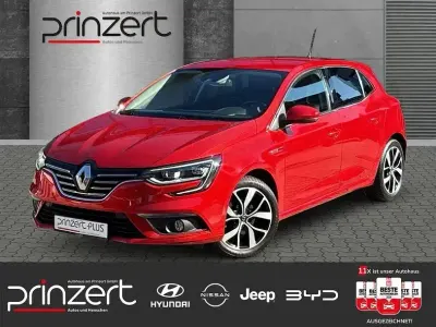 Gebraucht Renault Mégane IV Bose Edition 140 PS (102 kW) 2019 Feuerrot Limousine