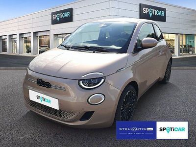 Gebraucht Fiat 500e La Prima 86 kW (118 PS) 2023 Rot Limousine