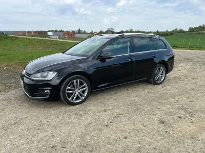 Gebraucht VW Golf VII Highline 140 PS (102 kW) 2014 Schwarz Kombi