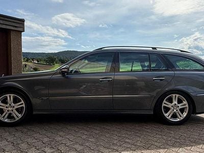 Mercedes E280