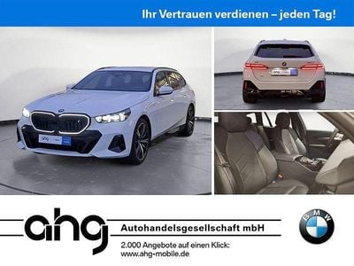 Weiß Gebraucht 2025 BMW i5 Comfort Edition Kombi | 66.930 € (Superpreis)