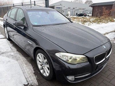 Gebraucht BMW 523 Shadowline 204 PS (150 kW) 2010 Grau Limousine