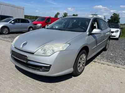 Gebraucht Renault Laguna GrandTour Dynamique 150 PS (110 kW) 2008 Grau Kombi