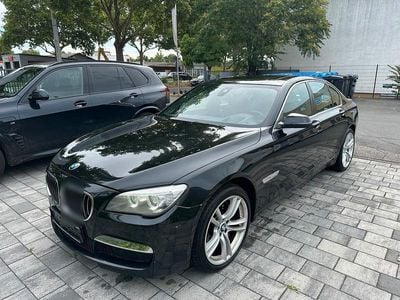 BMW 730