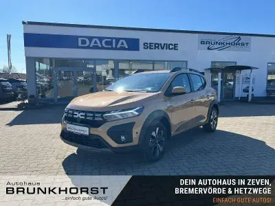 Neu Dacia Sandero Expression 91 PS (66 kW) 2026 Safaribeige Kleinwagen
