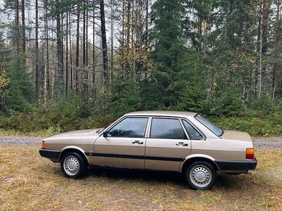 Gold Gebraucht 1985 Audi 80 Limousine | 2.500 €