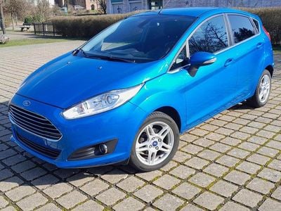 Gebraucht Ford Fiesta Titanium 80 PS (58 kW) 2013 Blau Kleinwagen