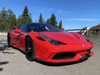 Gebraucht Ferrari 458 605 PS (444 kW) 2015 Rot