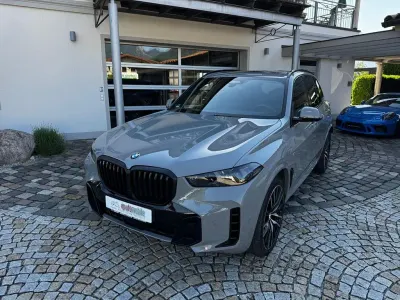 Gebraucht BMW X5 Sport Line 286 PS (210 kW) 2024 Nardograu SUV