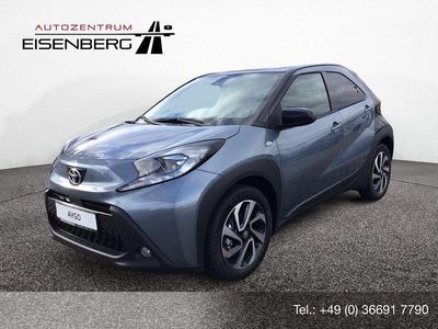 Neu Toyota Aygo X 72 PS (52 kW) 2025 Grau SUV