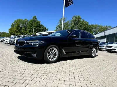 Używany BMW 520 Sport Line 190 KM (139 kW) 2023 Czarny Kombi