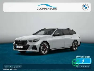 Gebraucht BMW 550e M Sport 489 PS (359 kW) 2025 Grau Kombi