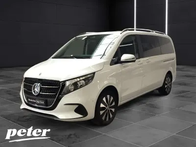Gebraucht Mercedes V220 163 PS (119 kW) 2024 Bergkristallweiß metallic Van / Kleinbus