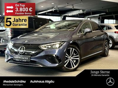Gebraucht Mercedes EQE300 Electric Art 180 kW (245 PS) 2024 Lack sodalithblau Limousine