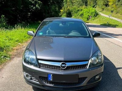 Opel Astra GTC