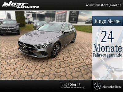 Gebraucht Mercedes A200 Advanced 163 PS (119 kW) 2024 Grau Limousine